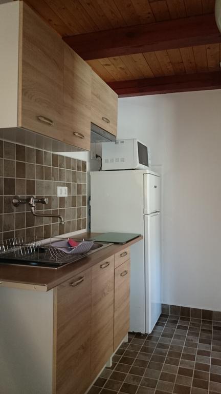 Hullám Apartman Balatonlelle Habitación foto