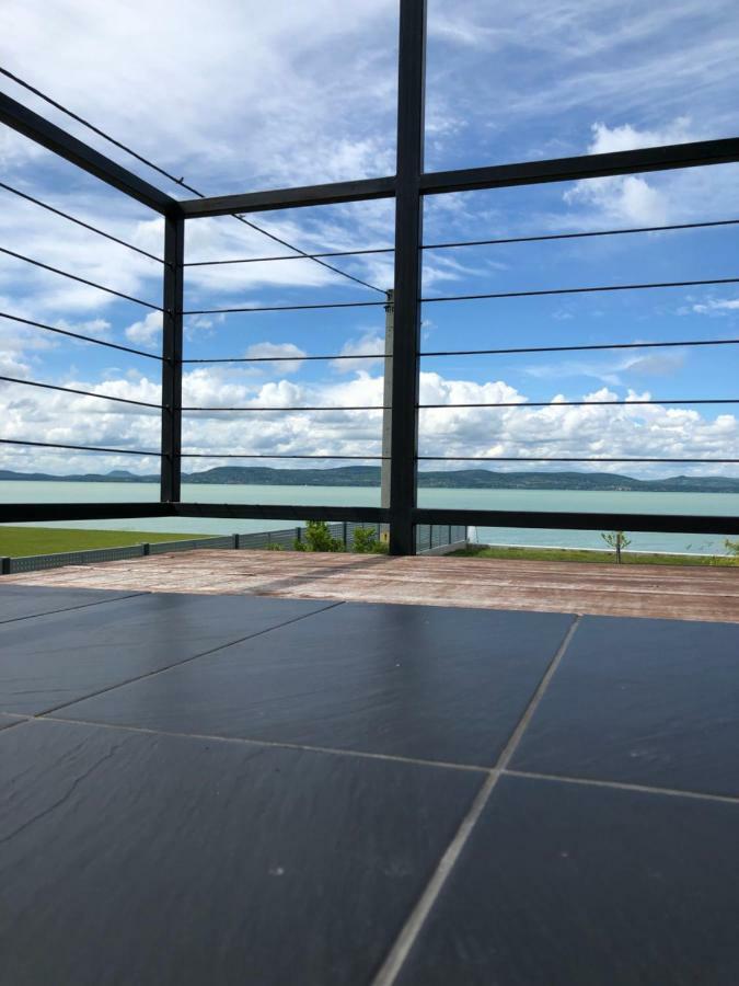 Hullám Apartman Balatonlelle Exterior foto